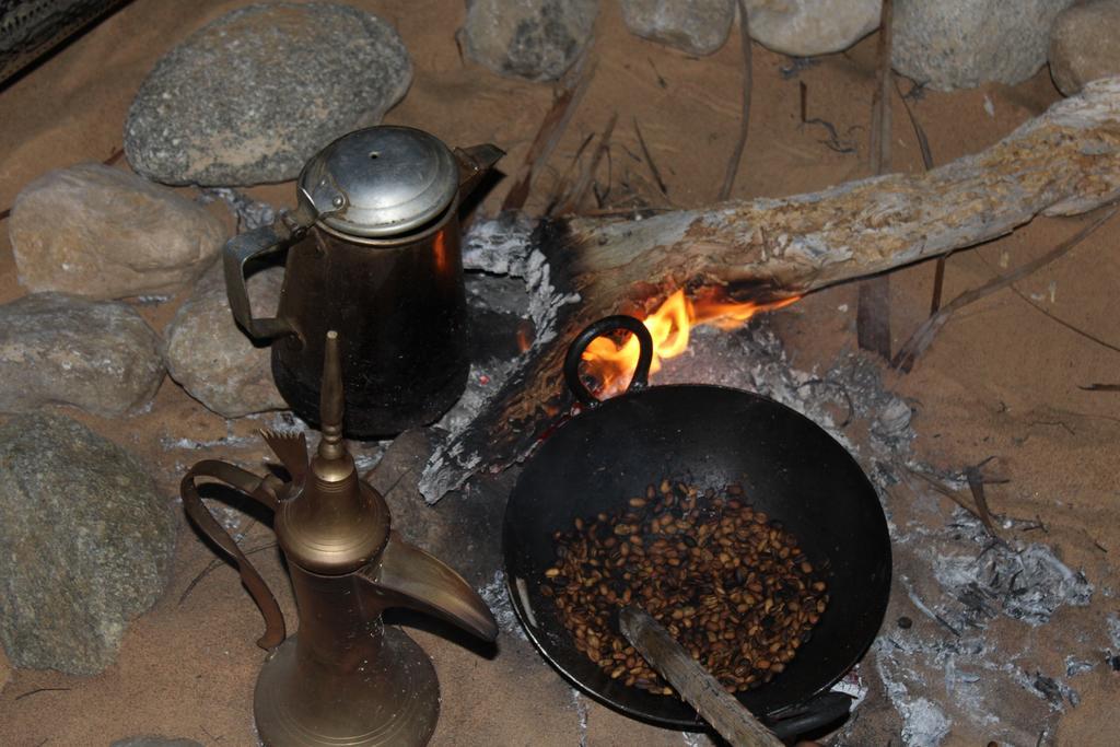 Legend Desert Camp Fulayj al Masha'ikh エクステリア 写真