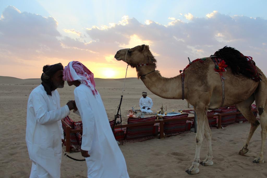 Legend Desert Camp Fulayj al Masha'ikh エクステリア 写真